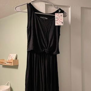 XXS latched mama maxi